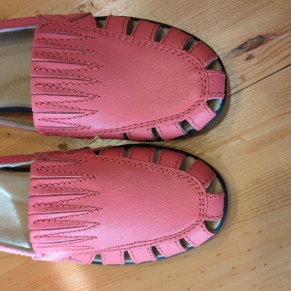 Experience Ultimate Comfort with Dr Scholls Advanced Comfort Series Sandals - Picture 4 of 14